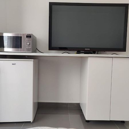 Stunning Double Room In Harrow Wembley - Khoob House Лондон Экстерьер фото
